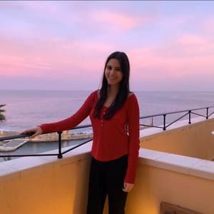 Meet your Posher, Lucy